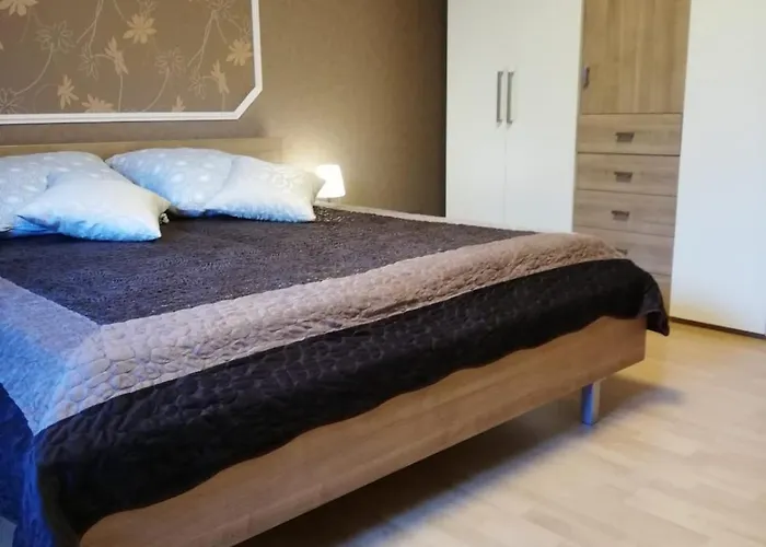 Marina לינץ אם ריין